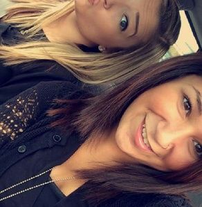 Meet your Posher, Kayla