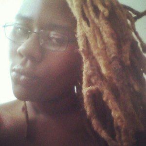 Meet your Posher, Brittni