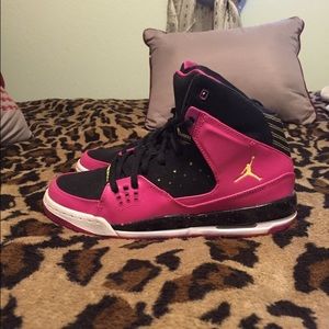 Pink Jordan's