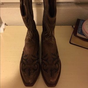 Used Johnny Ringo Women's Brown Boot
