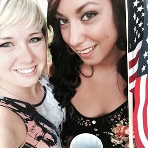 Meet your Posher, Aurelia