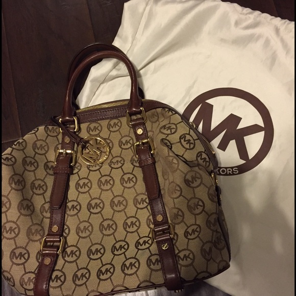 MK logo purse❌SALE❌only today
