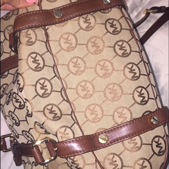 MK logo purse❌SALE❌only today - Picture 3 of 3