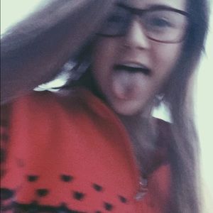 Meet your Posher, Carly