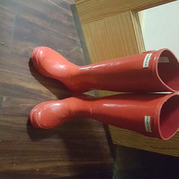 Tall Hunter Boots - Picture 2 of 4