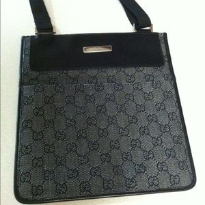 Authentic GUCCI Crossbody Bag, black & grey - MINT