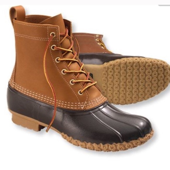 ISO these bean boots size 6/7 NOT SELLING