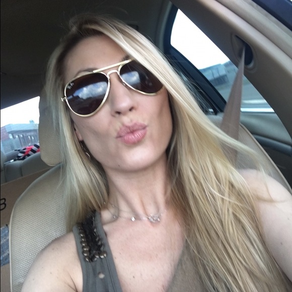 Meet your Posher, Rachel - Picture 3 of 4