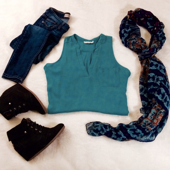 Lush SL Teal Top