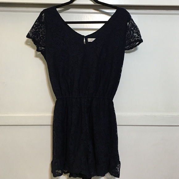 a&f lace romper