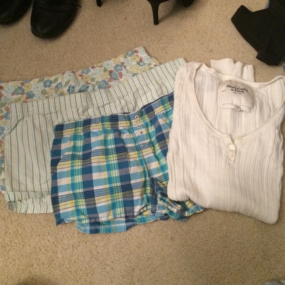 Three sleep boxers (2 AE, 1 Aero) & A&F Longsleeve