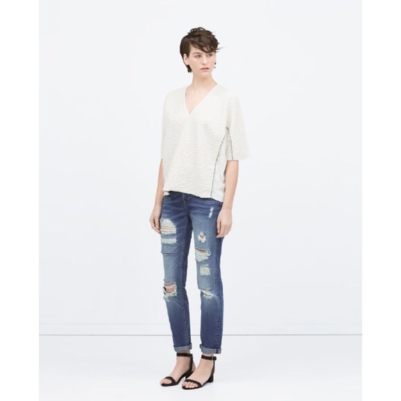 SOLD! Zara Medium Wash ripped boyfriend jeans
