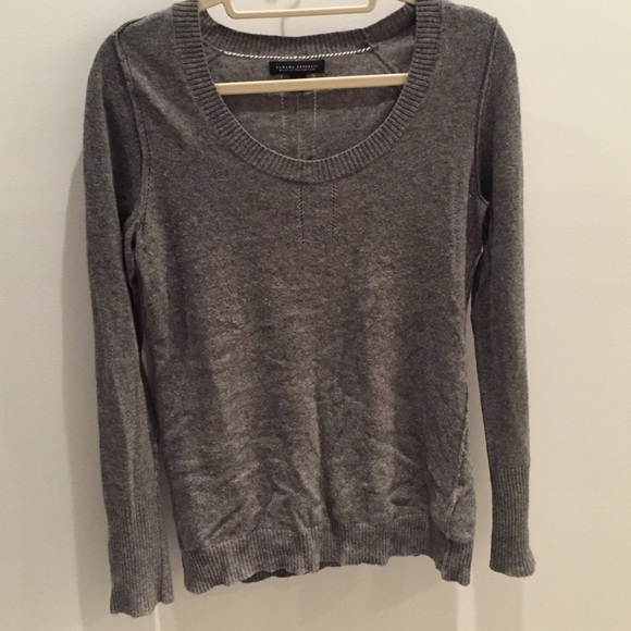 Y2K Banana Republic grey crew neck sweater - Picture 3 of 4