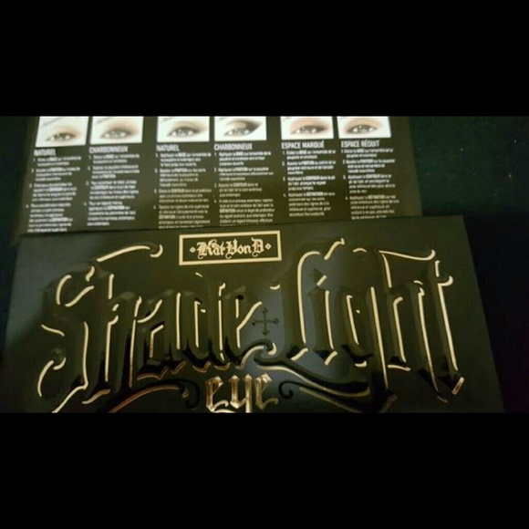 Shade and light Kat von D eye contour pallete