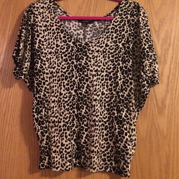 Cheetah off the shoulder tee
