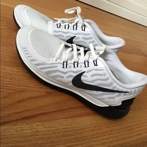 Nike Free 5.0 sneakers