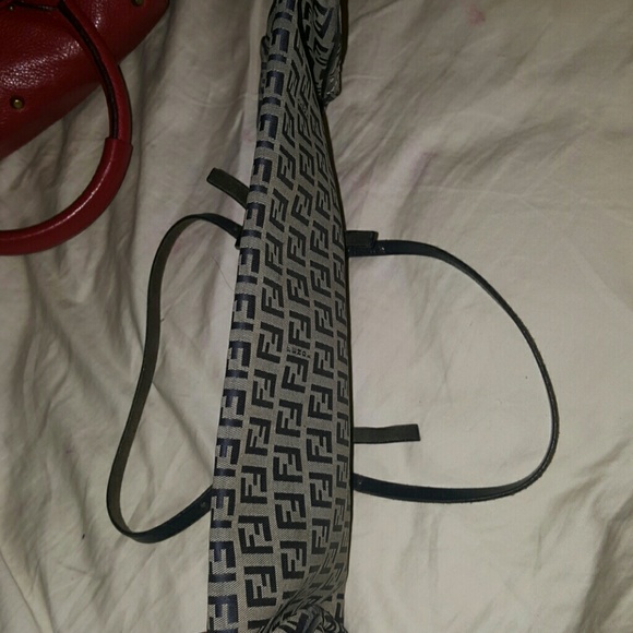 Fendi - Picture 3 of 3