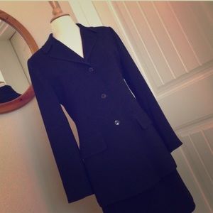 Flawless Size 4 long black blazer
