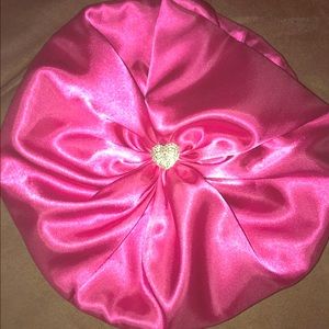 Women's lapel pin/brooch