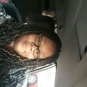 Meet your Posher, Sabrina