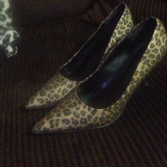 Cheetah print shoes
