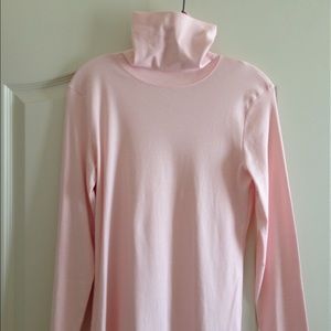 Jones of New York pink turtleneck, size M