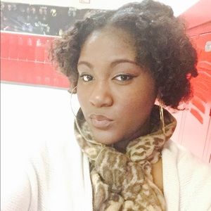 Meet your Posher, Cassie