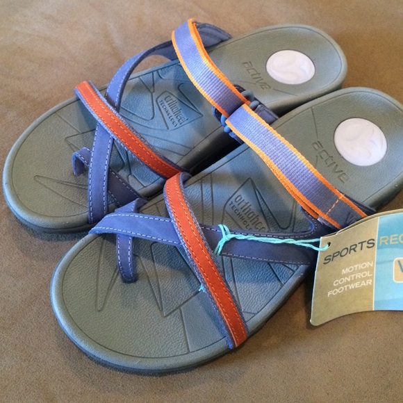 Vionic Shoes - SOLD!!  NWT Vionic Motion Control Footwear.