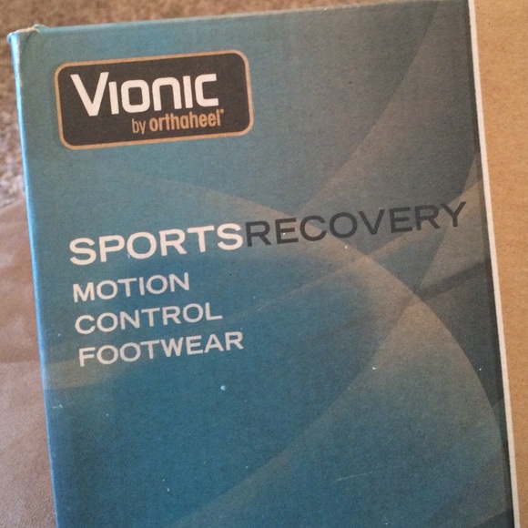 SOLD!! NWT Vionic Motion Control Footwear. - Picture 3 of 4