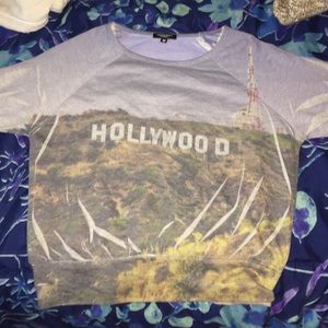 Nice long sleeve crew shirt.