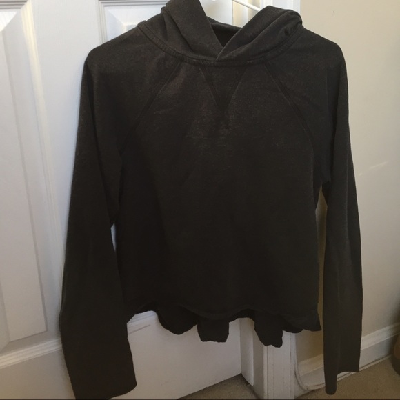 Lululemon Pull Me Over Hoodie - Picture 3 of 4