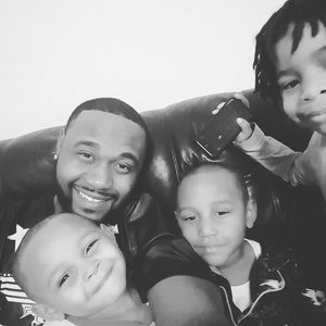 Meet your Posher, Dee