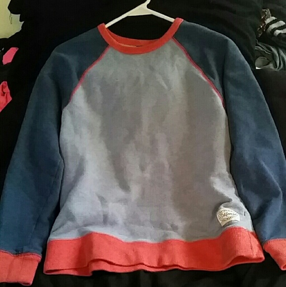 Gap Kids Sweater - Picture 2 of 3