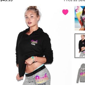 Perfect Pullover in Black ☺️