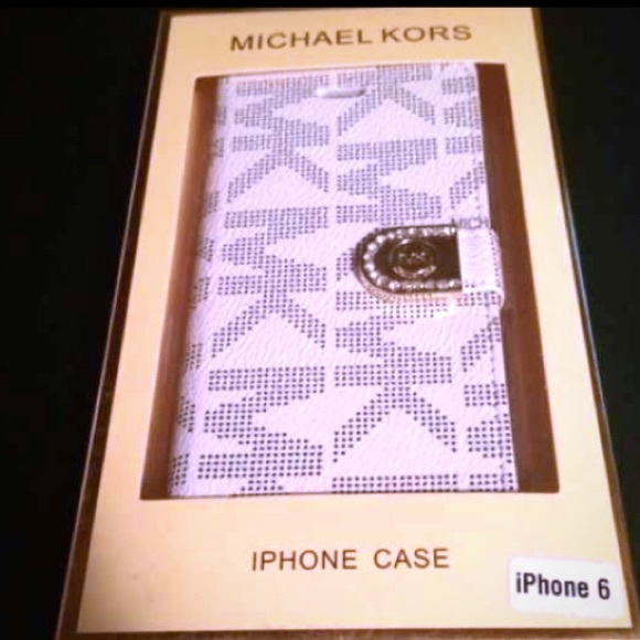 Auth MK vanilla iPhone 6 cover Wristlet