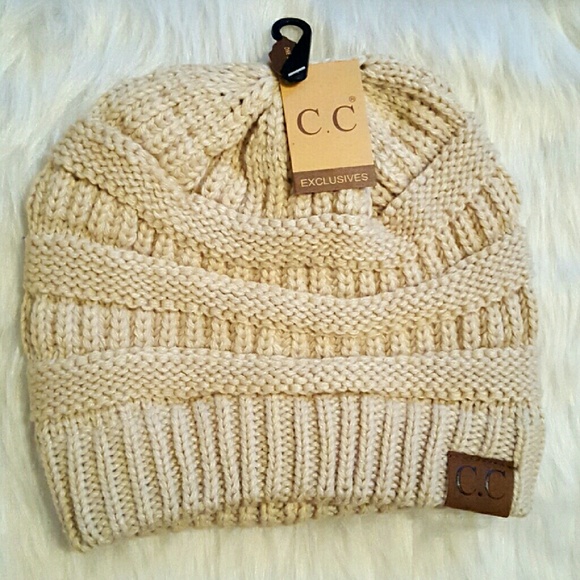 Slouchy Beanie- Beige