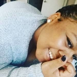 Meet your Posher, Desiree