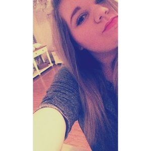 Meet your Posher, Abbie