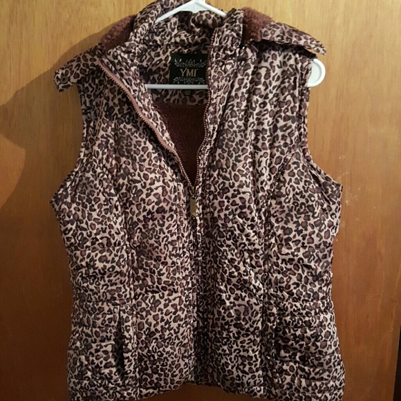 Leopard puffer vest