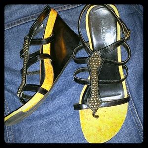 Reaction Kenneth Cole black wedges size 9m