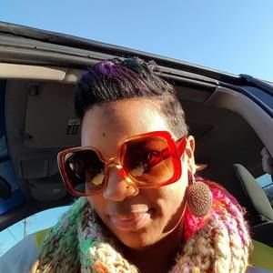 Meet your Posher, Janine