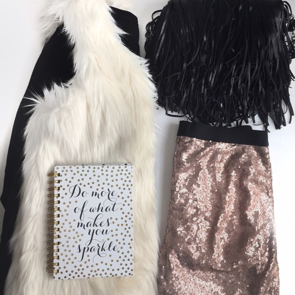 Sequin Legging Pants in Rose Gold - Picture 2 of 4