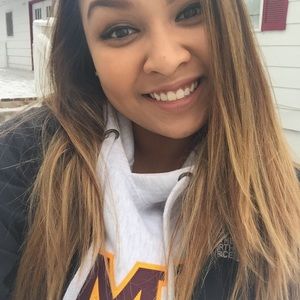 Meet your Posher, Trinh