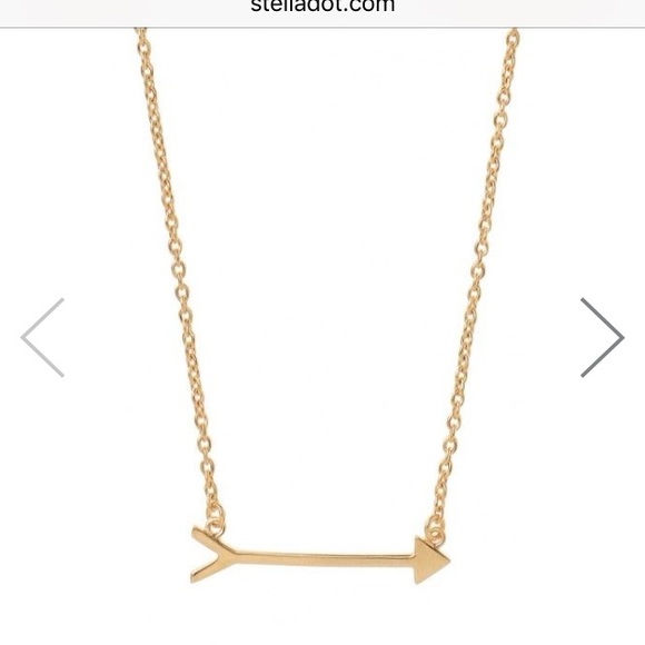 Stella and Dot Arrow Necklace! Great Condition