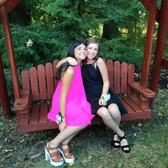 Meet your Posher, Liza