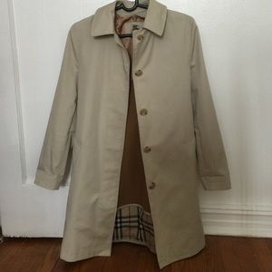 Burberry Trend Coat size 2R