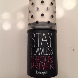 Benefit stay Flawless primer