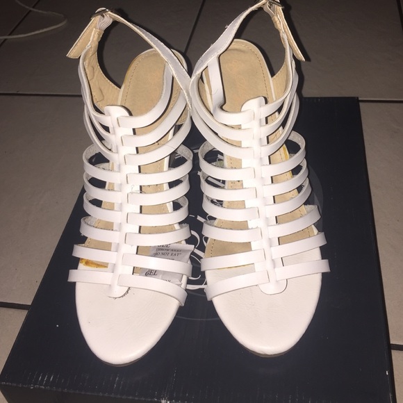 Wedge heels