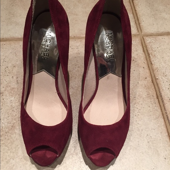 Michaels Kors Heels size 6