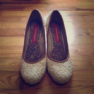 Heels with Crocheted-like Covering